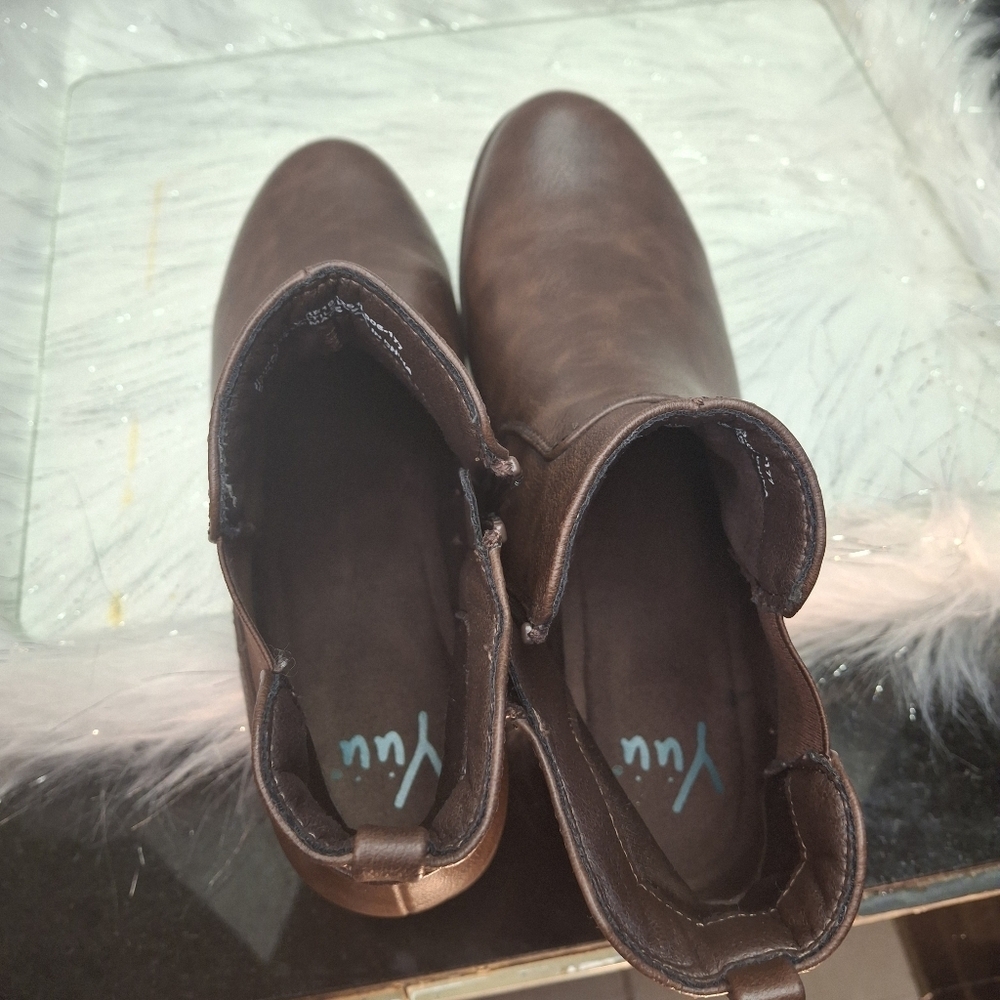 Yuu Brina Chelsea Brown Leather Zipper Booties Boots   Women Size 9.5 - Picture 13 of 16